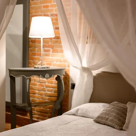 Castello Di Bed & Breakfast Piovera