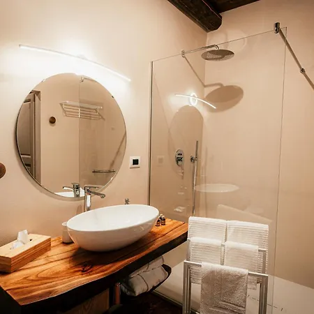 Castello Di Bed & Breakfast