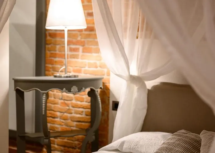 Castello Di Bed & Breakfast Piovera